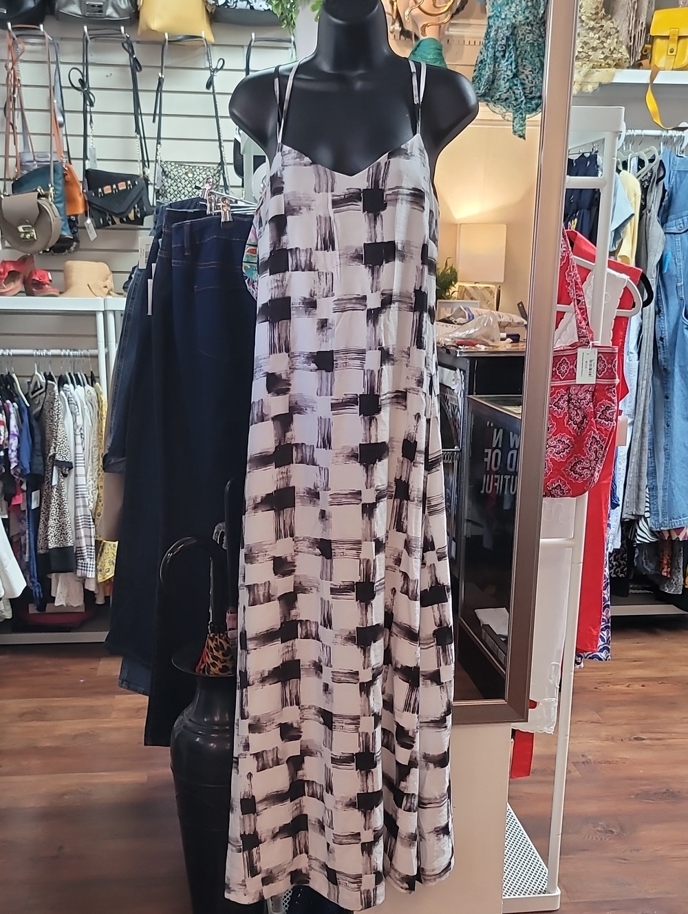 Black & White Abstract Print Spaghetti-Strap Maxi Dress